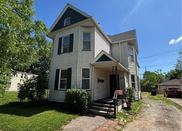 Property at 3821 E 55th St, Cleveland, OH 44105, 8 beds, 4 baths