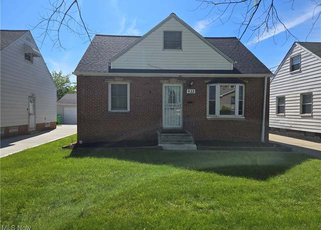 Property at 932 E 218th St, Cleveland, OH 44119, 3 beds, 2 baths