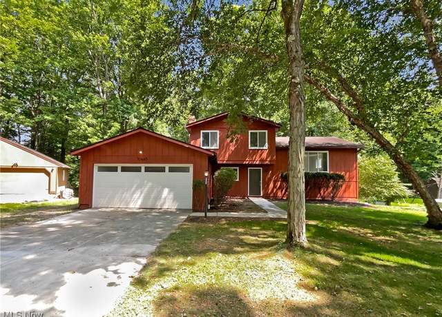 Property at 10465 Woodchuck Ct, Twinsburg, OH 44087, 3 beds, 1.5 baths