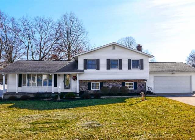 Property at 3289 Butternut Dr, Norton, OH 44203, 3 beds, 3 baths