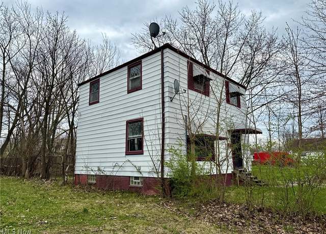 Property at 3833 E 144th St, Cleveland, OH 44128, 3 beds, 1 bath