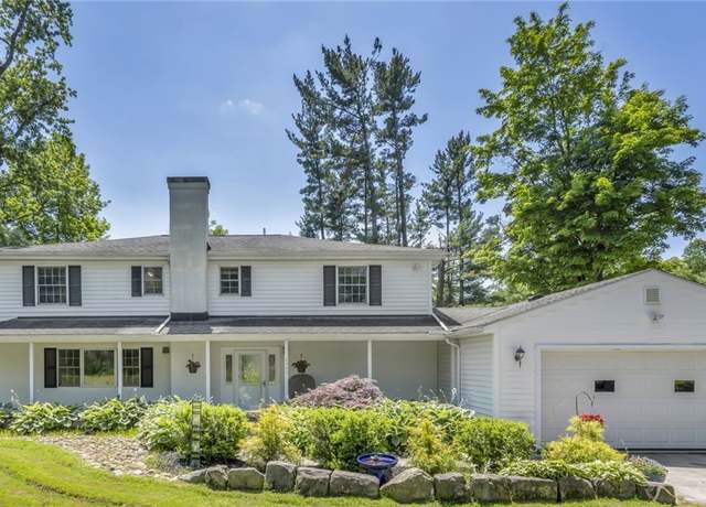 Property at 8347 Merrie Ln, Chesterland, OH 44026, 4 beds, 2.5 baths