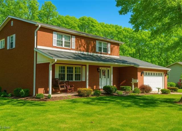 Property at 184 Meadowview Ln, Elizabeth, WV 26143, 4 beds, 3 baths