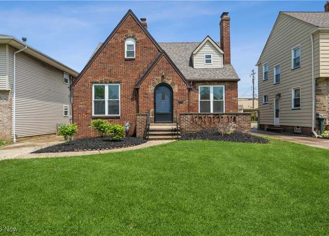 Property at 1814 Brookview Blvd, Parma, OH 44134, 3 beds, 1 bath