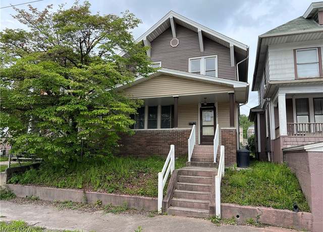 Property at 725 S 4th St, Martins Ferry, OH 43935, 4 beds, 2 baths