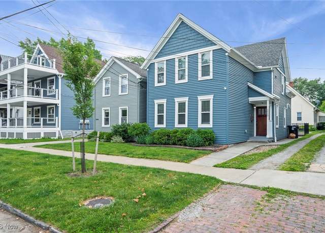 Property at 2450 Tremont Ave, Cleveland, OH 44113, 3 beds, 2.5 baths
