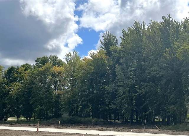 Property at 2816 Rocky Ridge Dr, Westlake, OH 44145