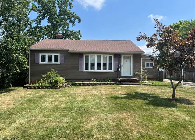 Property at 5077 Chestnut Hill Dr, Willoughby, OH 44094, 3 beds, 1 bath