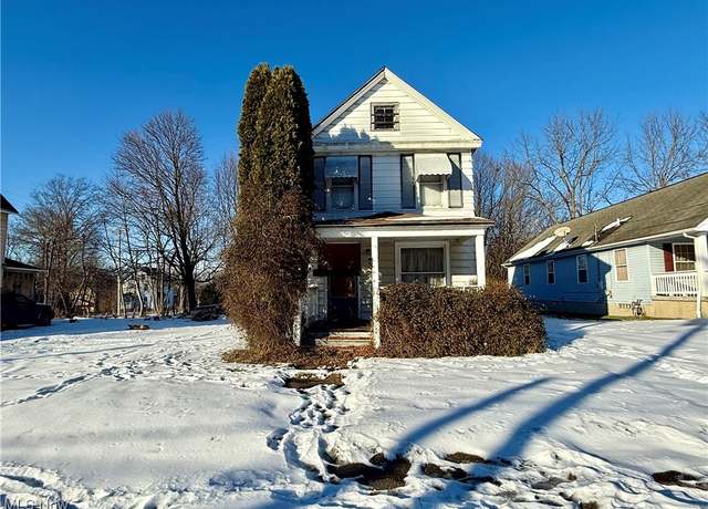 Property at 358 W Myrtle Ave, Youngstown, OH 44511, 2 beds, 1 bath