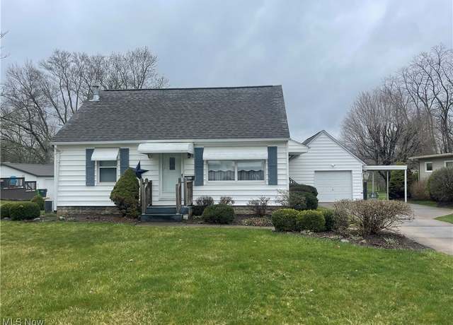 Property at 811 30th St NW, Massillon, OH 44647, 3 beds, 2 baths