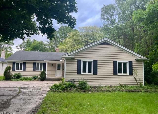Property at 1823 Som Center Rd, Gates Mills, OH 44040, 3 beds, 2 baths