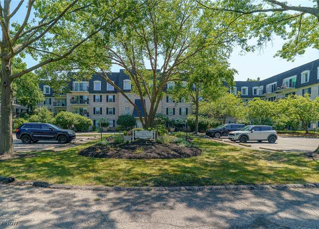 Property at 1931 King James Pkwy #326, Westlake, OH 44145, 2 beds, 2.5 baths