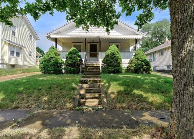 Property at 1243 Herberich Ave, Akron, OH 44301, 2 beds, 1 bath