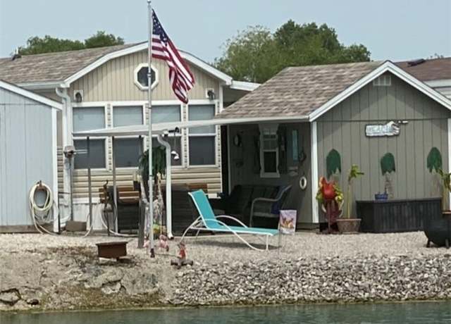 Property at 1059 E Sister Ln, Oak Harbor, OH 43449, 1 bed, 1 bath