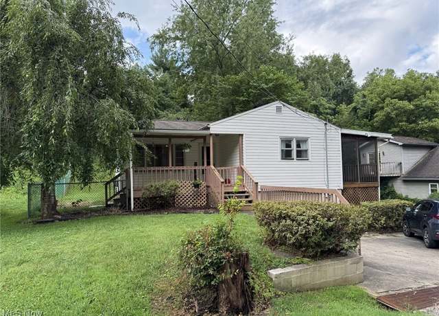 Property at 1509 Wilbur St, Parkersburg, WV 26101, 3 beds, 1 bath
