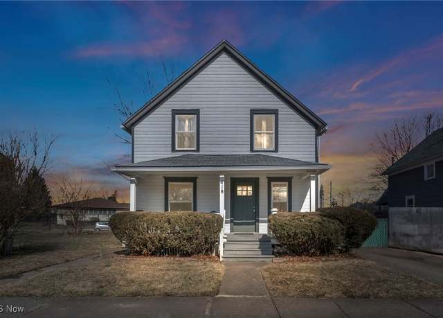 Property at 418 W 17th St, Lorain, OH 44052, 3 beds, 2 baths