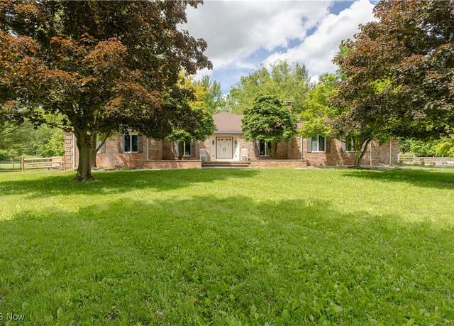Property at 978 Housel Craft Rd, Bristolville, OH 44402, 3 beds, 2.5 baths
