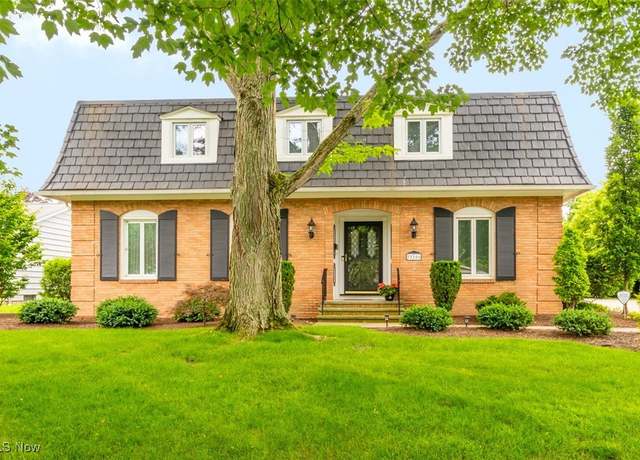 Property at 25106 Duffield Rd, Beachwood, OH 44122, 5 beds, 4 baths