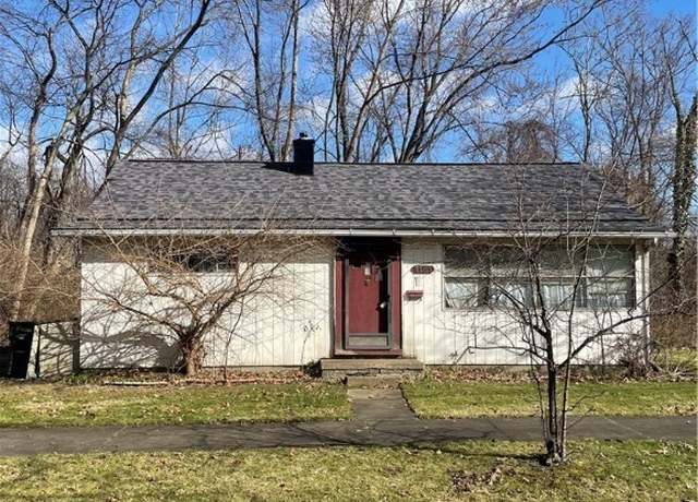 Property at 1181 Grandview Ave, Akron, OH 44305, 3 beds, 1 bath
