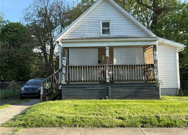Property at 582 Corice St, Akron, OH 44311, 2 beds, 2 baths