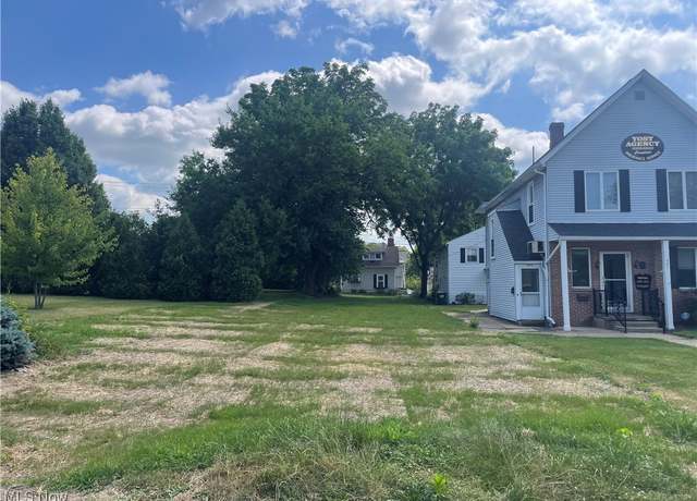 Property at 423 N Market St, Wooster, OH 44691