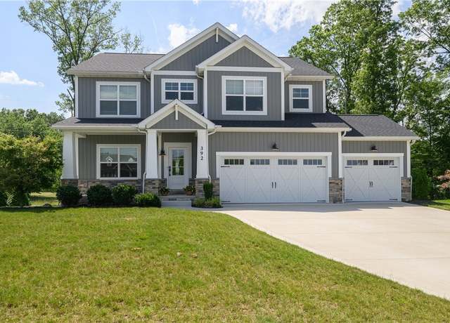 Property at 392 Amberley Dr, Uniontown, OH 44685, 4 beds, 2.5 baths