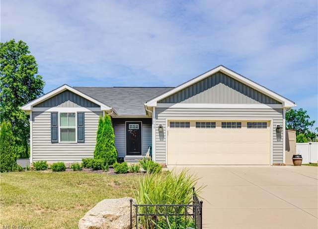 Property at 1759 Alpha St NW, Massillon, OH 44647, 3 beds, 2 baths