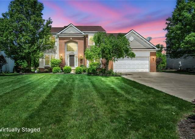 Property at 1221 Hamilton Dr, Broadview Heights, OH 44147, 4 beds, 3 baths