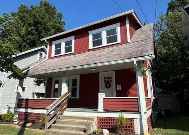 Property at 1249 15th St NW, Canton, OH 44703, 3 beds, 1.5 baths