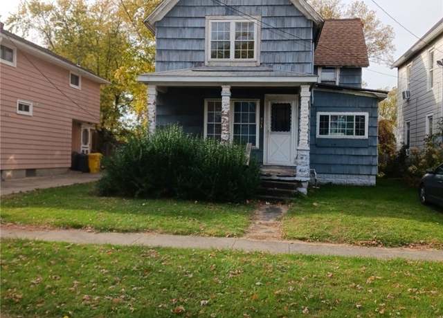Property at 973 Buffalo St, Conneaut, OH 44030, 4 beds, 1.5 baths