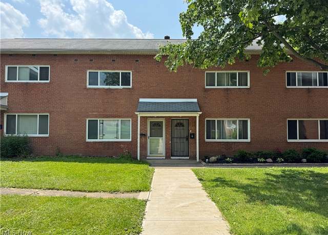 Property at 4958 Caroline Dr #10, Warrensville Heights, OH 44128, 2 beds, 1.5 baths