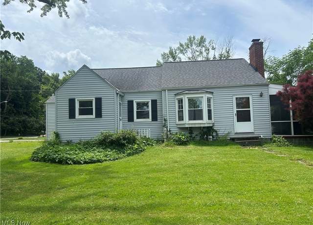 Property at 4954 Glenwood Ave, Willoughby, OH 44094, 3 beds, 1.5 baths