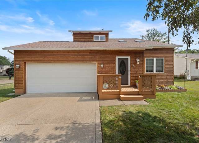 Property at 852 Doris Cir, Painesville, OH 44077, 3 beds, 1.5 baths