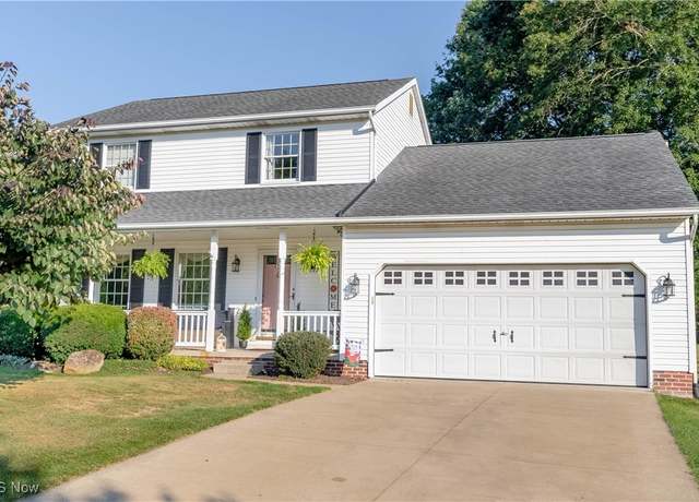 Property at 8722 Glenarden Cir NW, Massillon, OH 44646, 3 beds, 2.5 baths