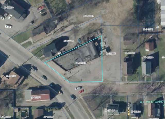 Property at 806 Parkman Rd NW, Warren, OH 44485