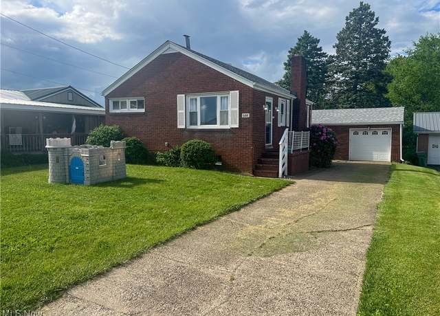 Property at 644 9th Ave, East Liverpool, OH 43920, 3 beds, 1.5 baths