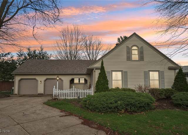 Property at 7478 Carole Dr, Mentor, OH 44060, 5 beds, 2 baths
