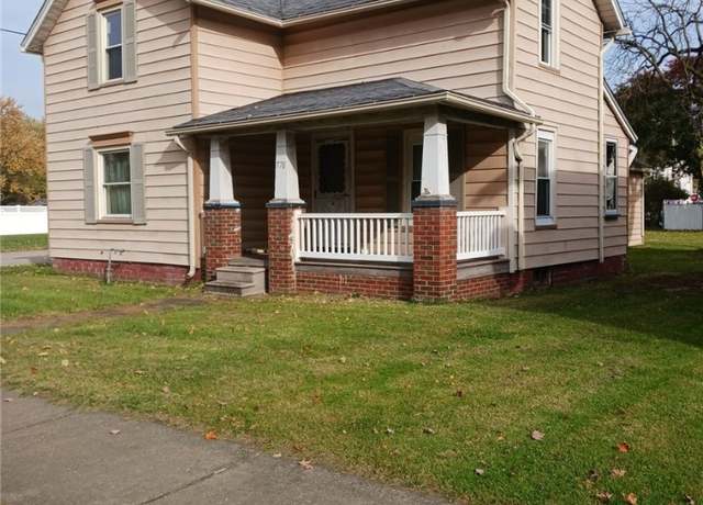 Property at 770 Buffalo St, Conneaut, OH 44030, 3 beds, 1.5 baths
