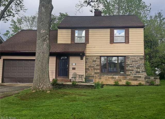 Property at 1387 Richmond Rd, Lyndhurst, OH 44124, 3 beds, 1.5 baths