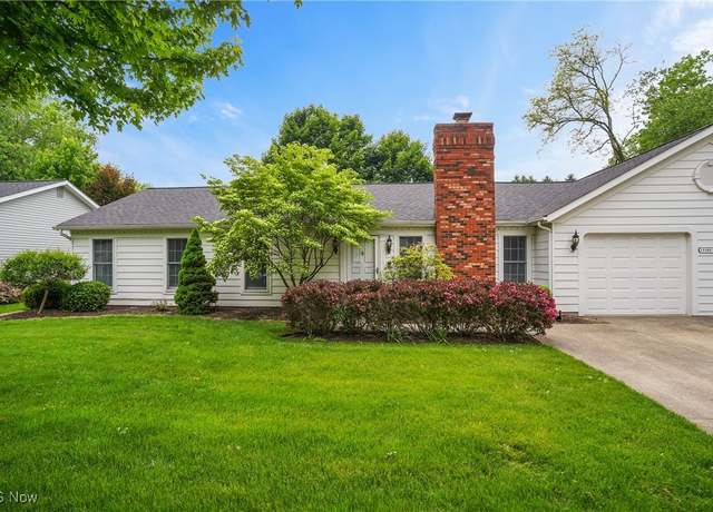 Property at 7193 Windsor Ln, Mentor, OH 44060, 3 beds, 2 baths