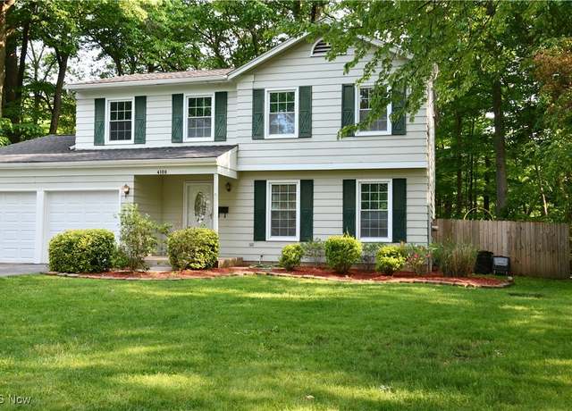 Property at 4108 Claridge Dr, Austintown, OH 44511, 4 beds, 2.5 baths