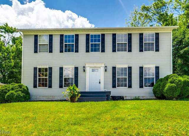Property at 2244 Cooledge Ave, Akron, OH 44305, 5 beds, 3 baths