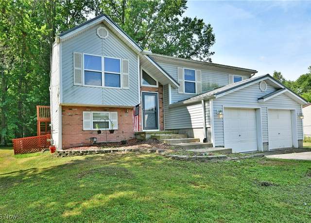 Property at 238 Raymond Ave NW, Champion, OH 44483, 4 beds, 2 baths