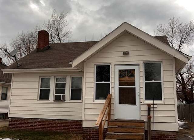 Property at 21771 Wilmore Ave, Euclid, OH 44123, 2 beds, 1 bath