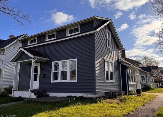 Property at 204 N Spring St, Loudonville, OH 44842, 3 beds, 1.5 baths
