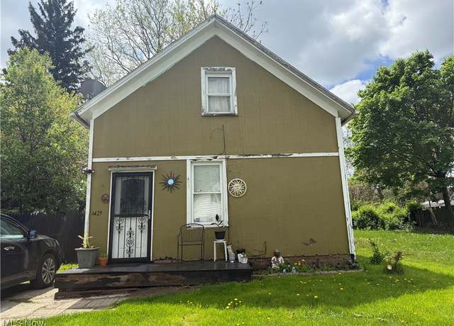 Property at 4429 Hyde Ave, Cleveland, OH 44109, 3 beds, 1 bath