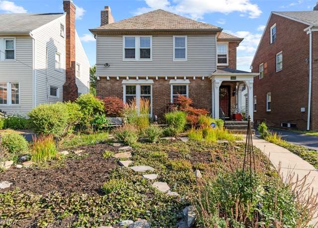 Property at 3609 Northcliffe Rd, University Heights, OH 44118, 4 beds, 1.5 baths