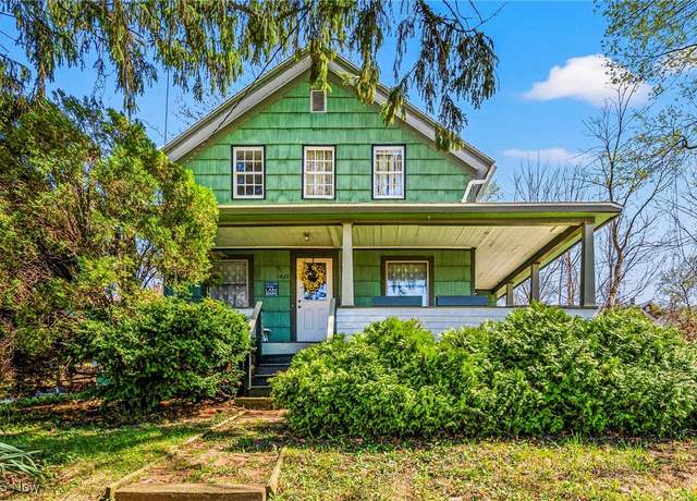 Property at 1420 Bridge St, Ashtabula, OH 44004, 5 beds, 1 bath