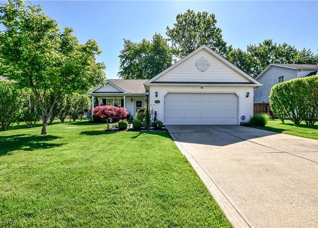 Property at 956 Lake Terrace Dr, OH 44077, 3 beds, 2 baths