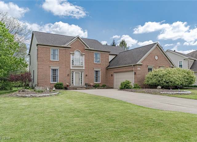 Property at 3020 Irena Ln, Twinsburg, OH 44087, 4 beds, 3.5 baths